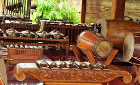 Rubrikpedia Alat Musik Khas Daerah Indonesia Rubrikpedia Alat Musik Khas Daerah Indonesia