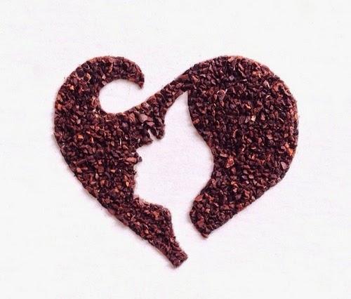 05-Heart-Face-Coffee-Grinds-Drawings-Liv-Buranday-www-designstack-co