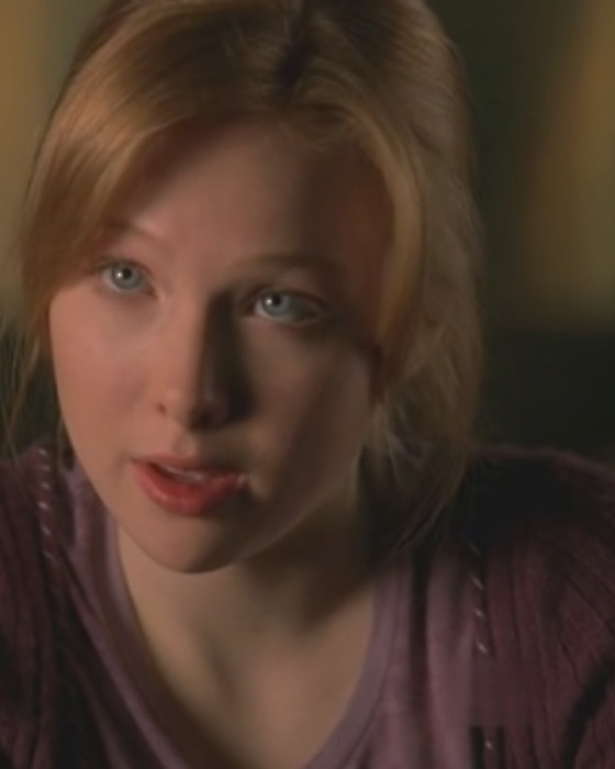 and molly quinn as alexis castlea witty introspective teenager 