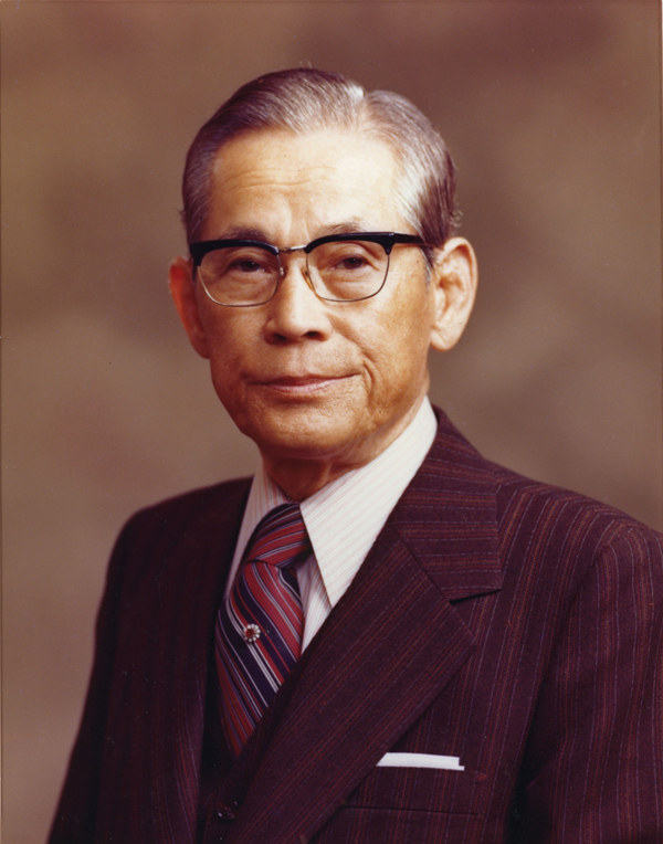 lee byung chull founder of samsung essay Samsung was founded by lee byung if you are the original writer of this essay and no longer wish to have the essay published on the uk essays website then. lee byung chull founder of samsung essay Samsung was founded by lee byung if you are the original writer of this essay and no longer wish to have the essay published on the uk essays website then.
