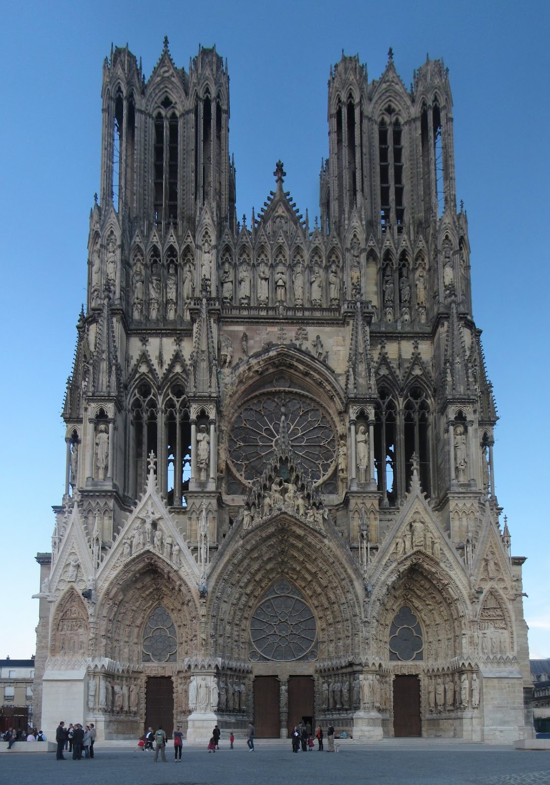 Cities of the world - Alphabetic  - Page 29 Rheims+Cathedral+facade