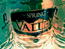 SPRING VALLEY Table water