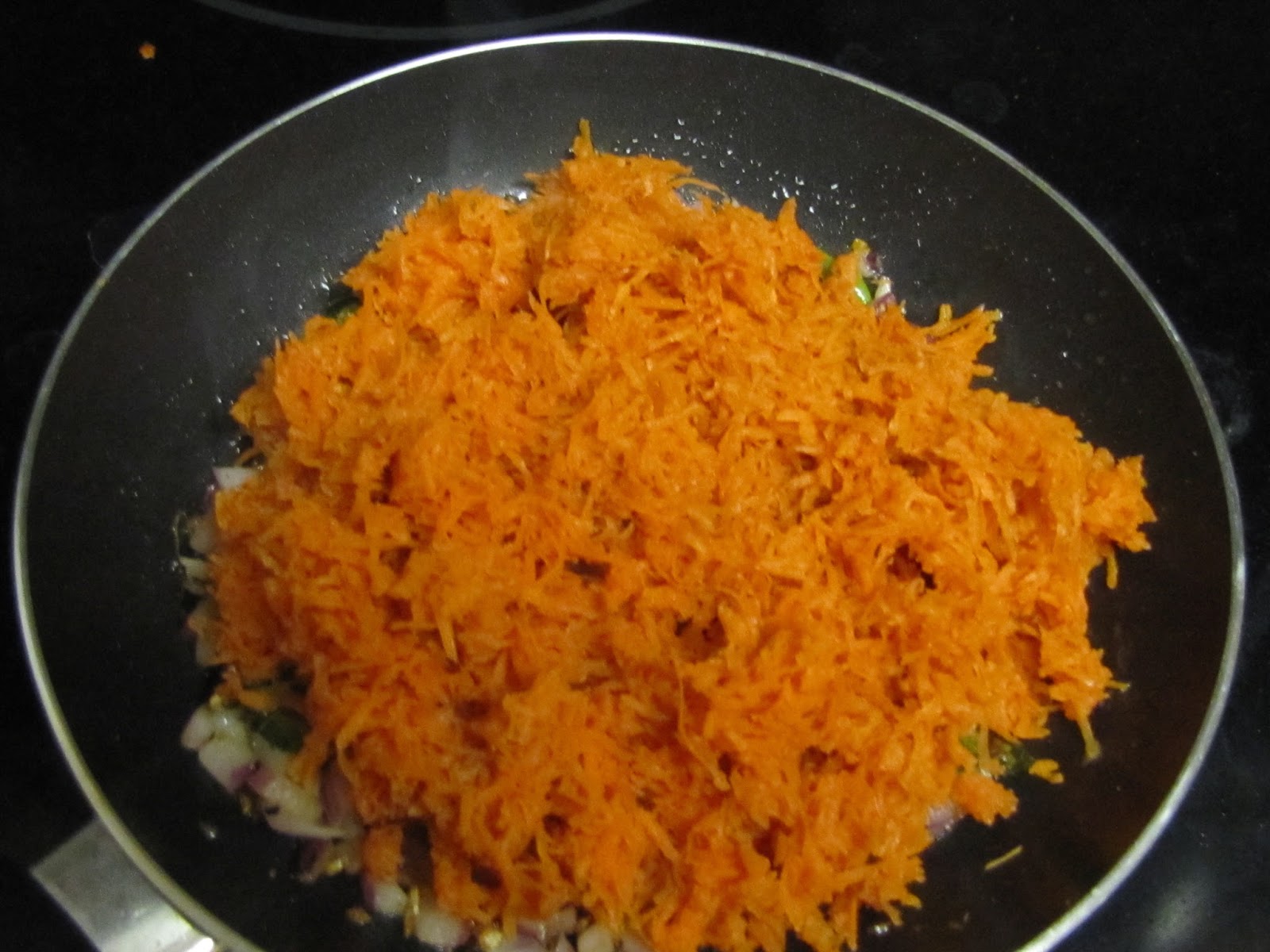 Carrot Rice Carrot Sadam Easy Lunchbox recipe Nithya's Nalabagam