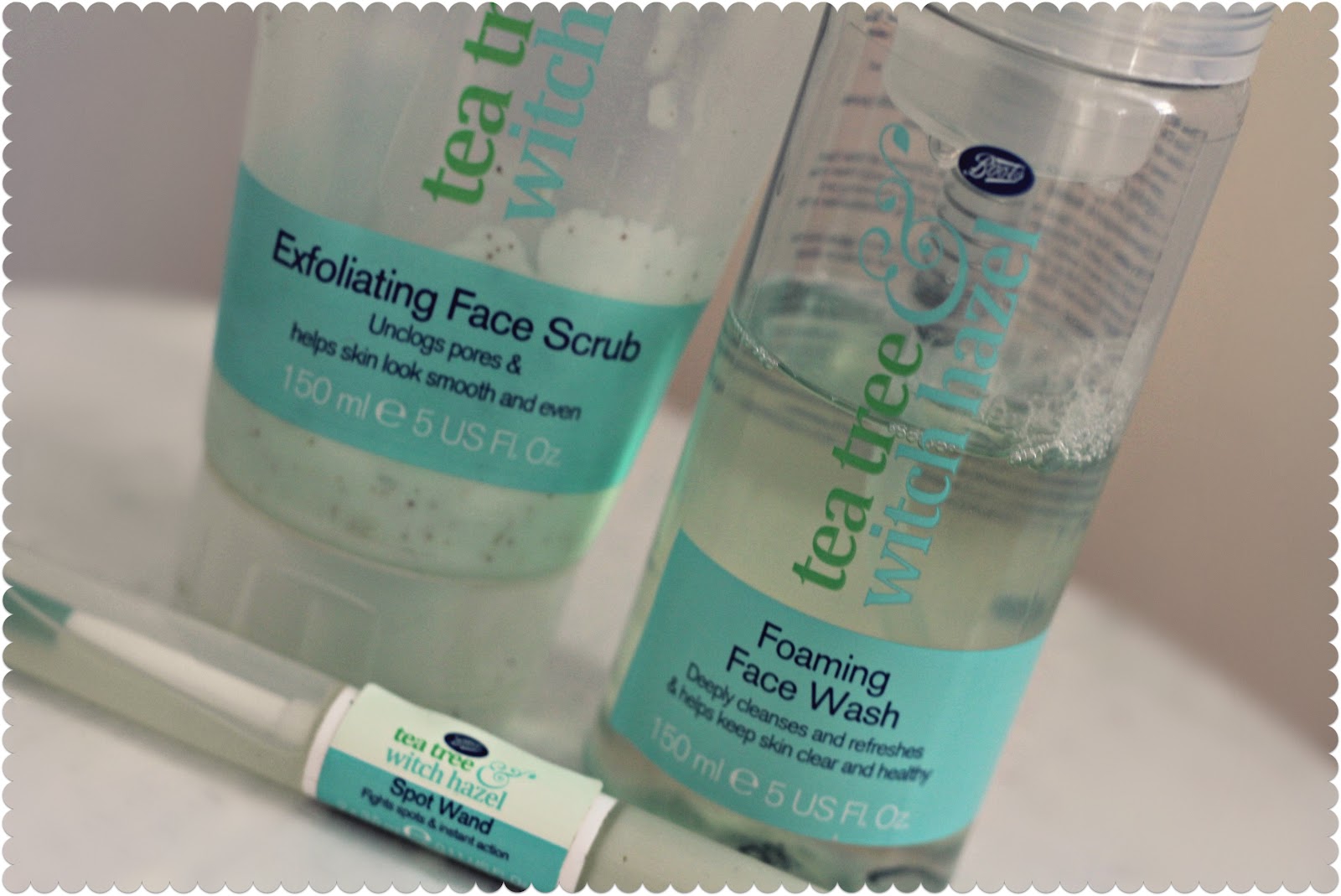 REVIEW Boots tea tree & witch hazel. INSIGHT