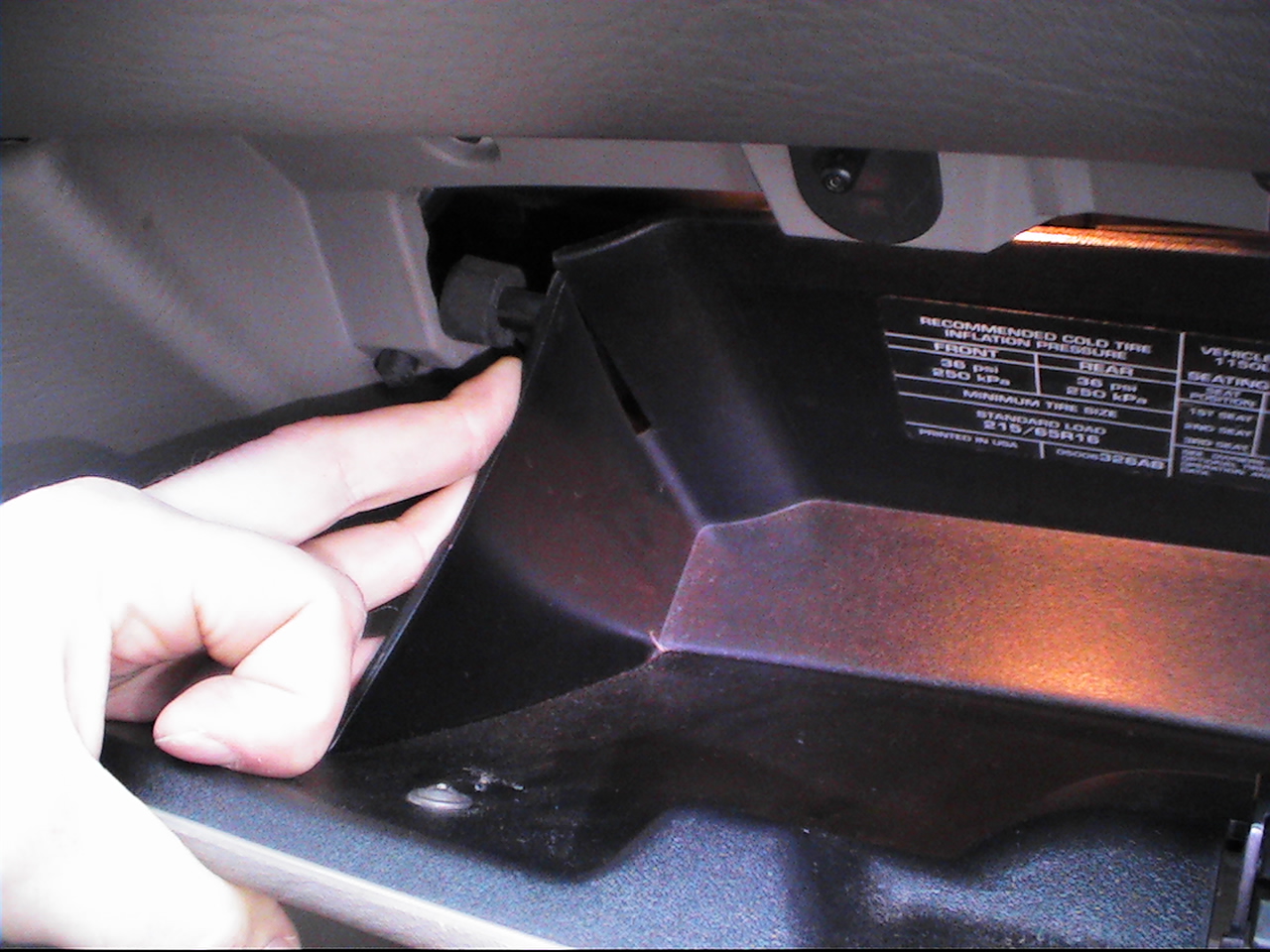 FH Auto Repair How to Replace Blower Fan on a 20012007 Chrysler Town