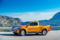 2015-NissanNavara-54.jpg