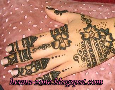 صور نقش حناء ناعم جدا في اليدين Henna-zone+580
