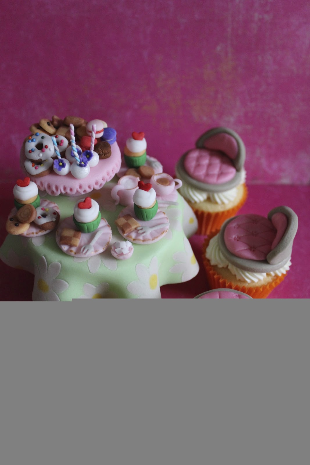 New York City Sugar Art And Cake Decorating Miniature Cupcake
