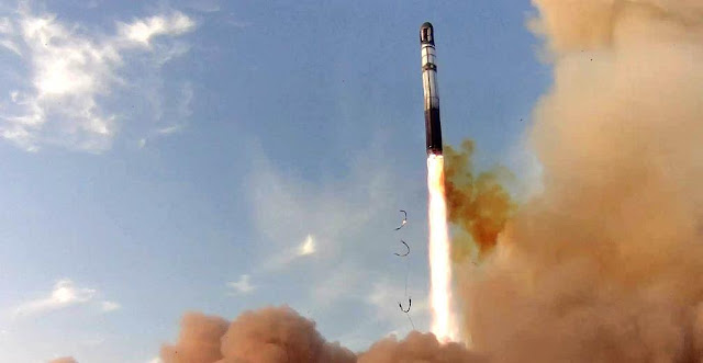 http://3.bp.blogspot.com/-HdTBQHjX5KI/UhZyLE3fZjI/AAAAAAAAZyc/8qnZ8xv7ly0/s640/Dnepr+launch+with+KompSat-5+satellite+Arirang.jpg