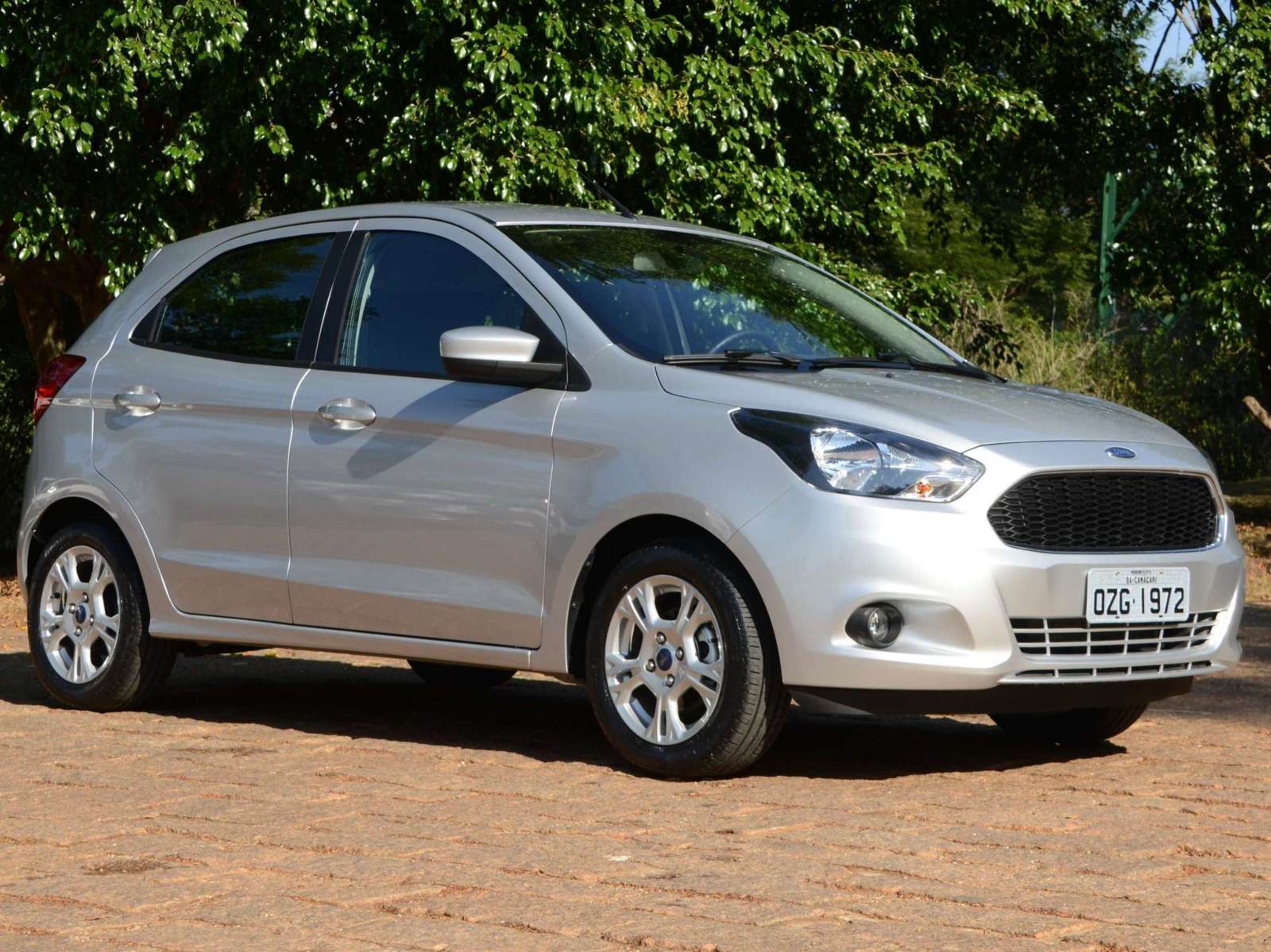 Auto Ofici: Ford Ka SEL x New Fiesta S 1.5: análise de custo x benefício