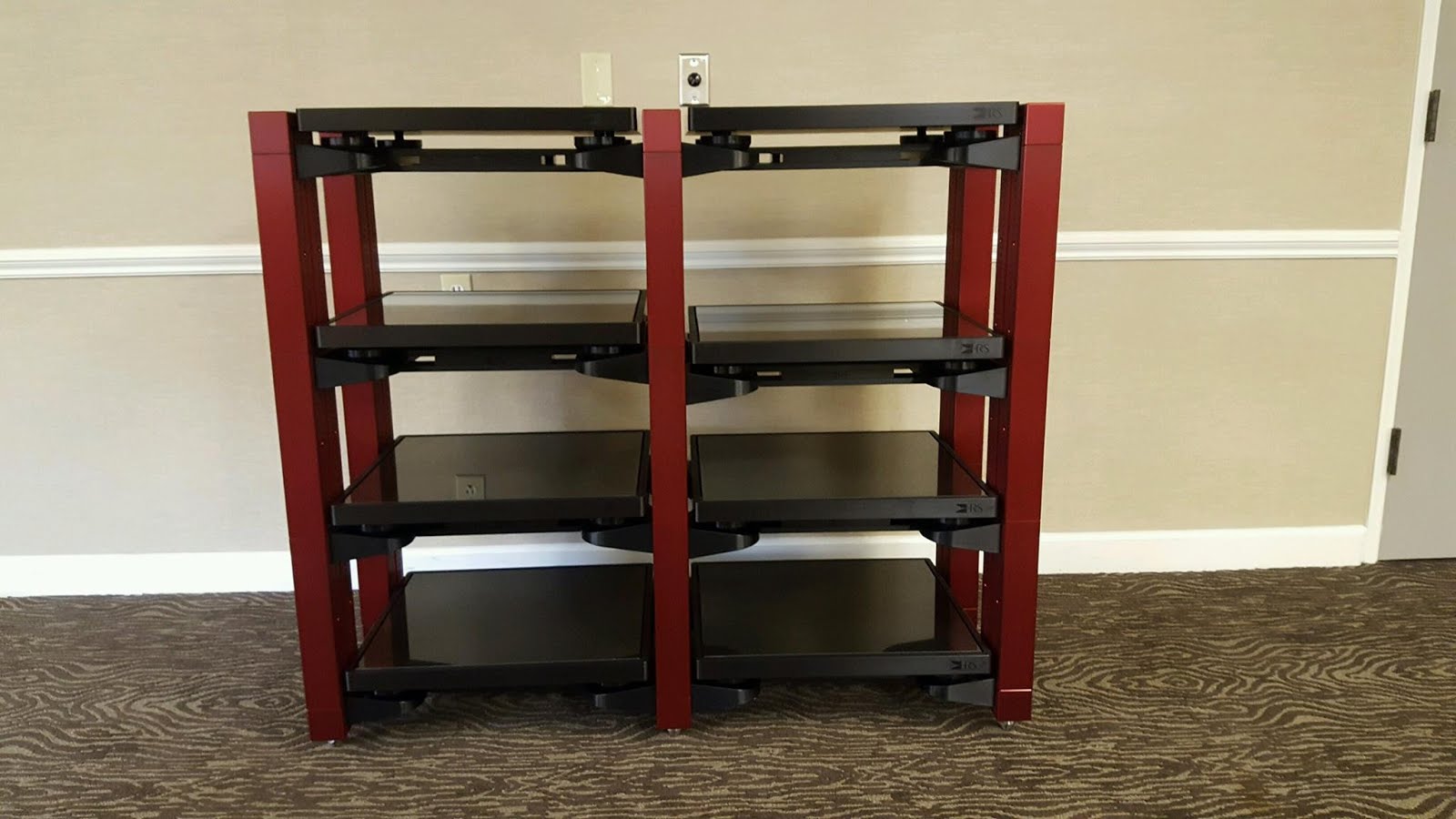 HRS VXR AUDIO CUSTOM HIGHEND AUDIO RACK