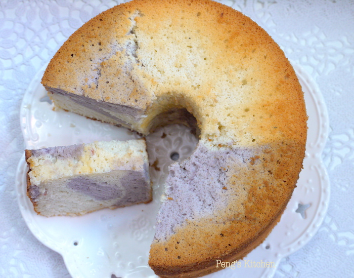 Peng's Kitchen Berry Marble Chiffon Cake