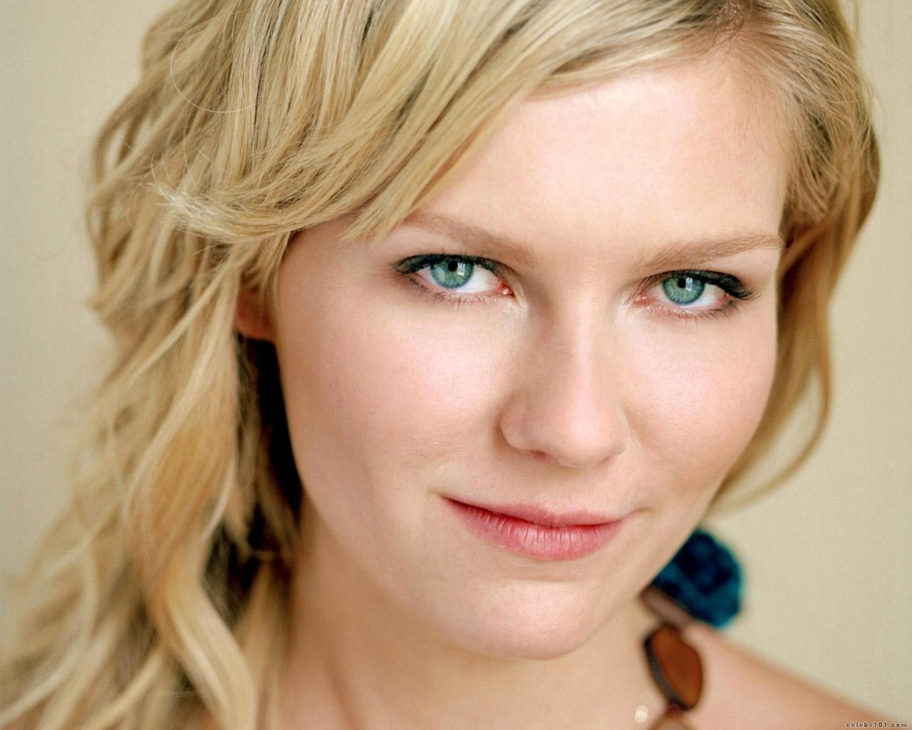 http://3.bp.blogspot.com/-HfQQPakiziU/T_cza_sF4JI/AAAAAAAAM8A/Ap_wiSIiiDs/s1600/Kirsten+Dunst.jpg