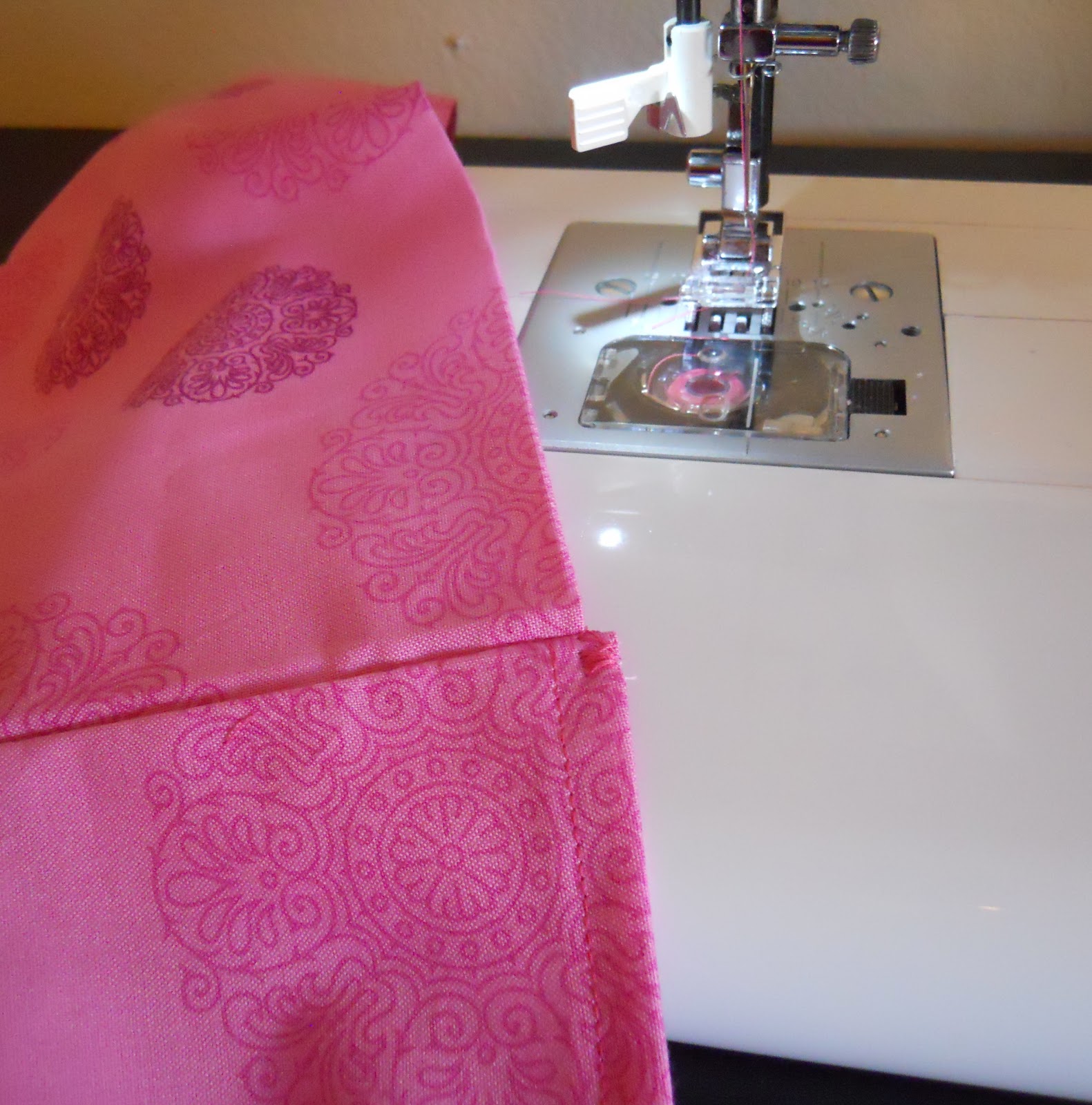 Corner Window Crafts Pillowcase w/Flap Tutorial