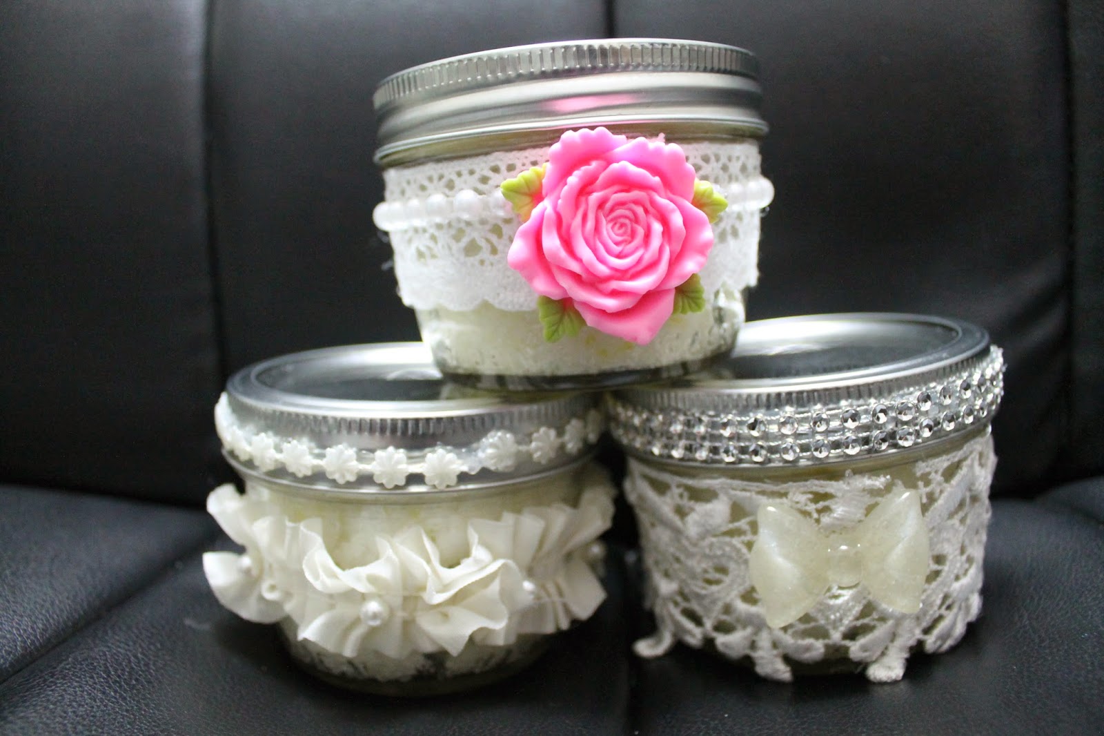 Crazy for Paper: Craft Fair Projects Inspired by Creative Young Mama