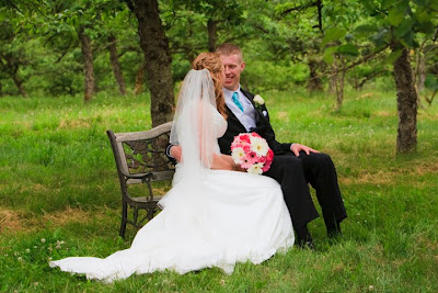 non-traditiional wedding photos