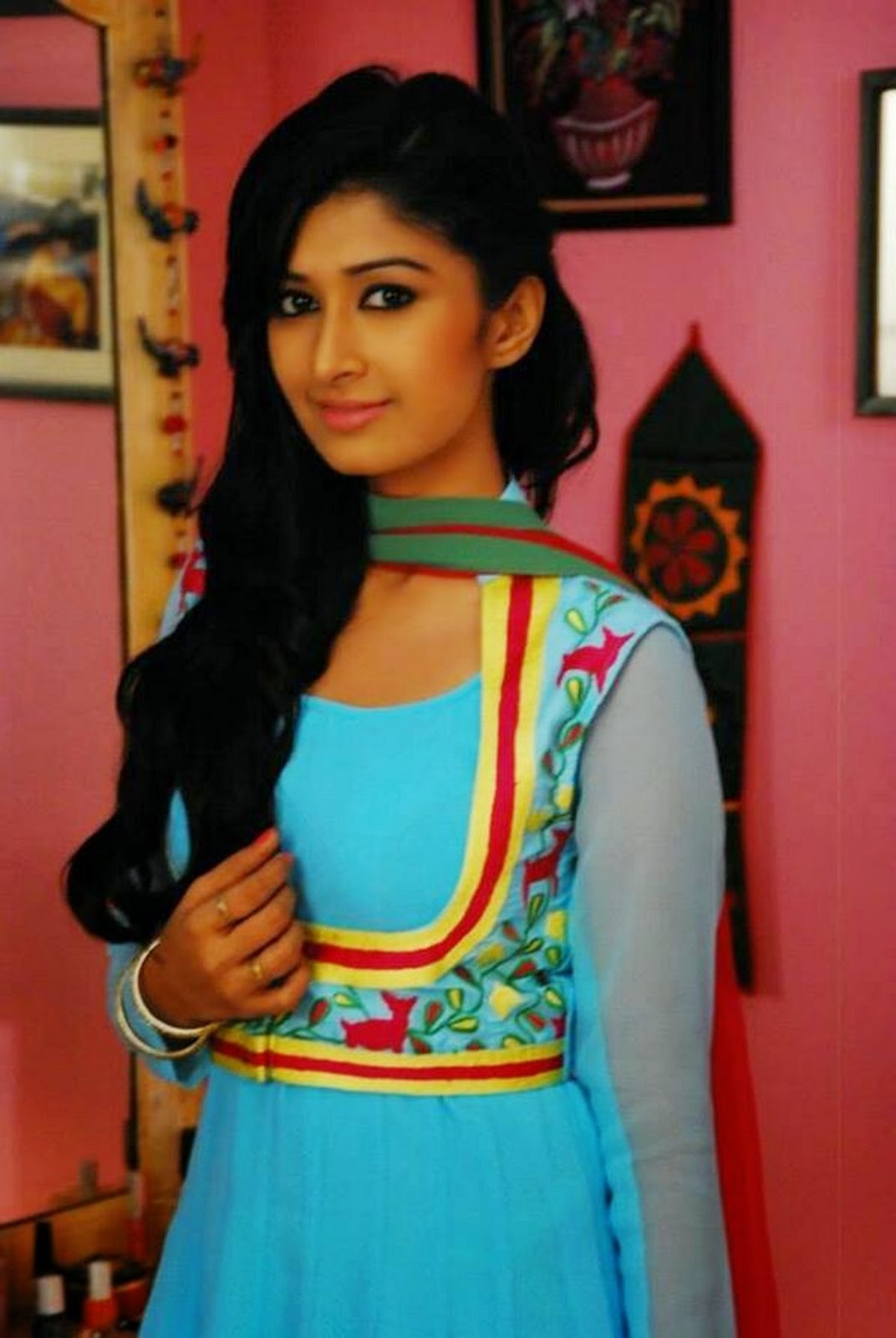 farnaz shetty beautiful sweet slim Television Actress 