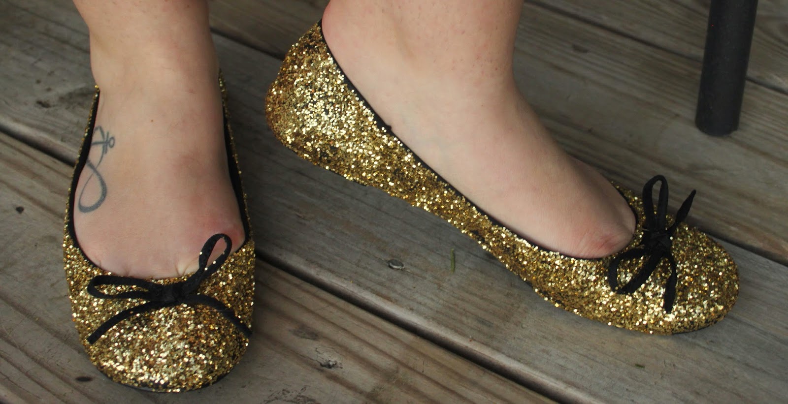 borrowed heaven DIY Glitter Flats