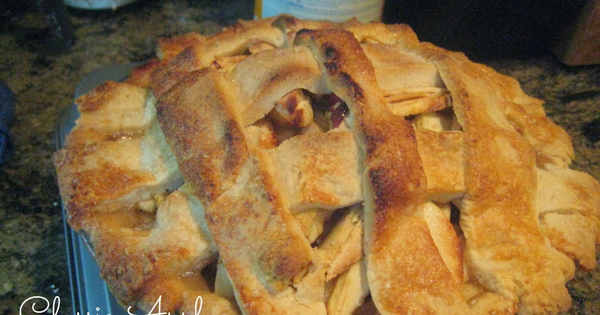Carolyn in Carolina Classic Apple Pie Recipe