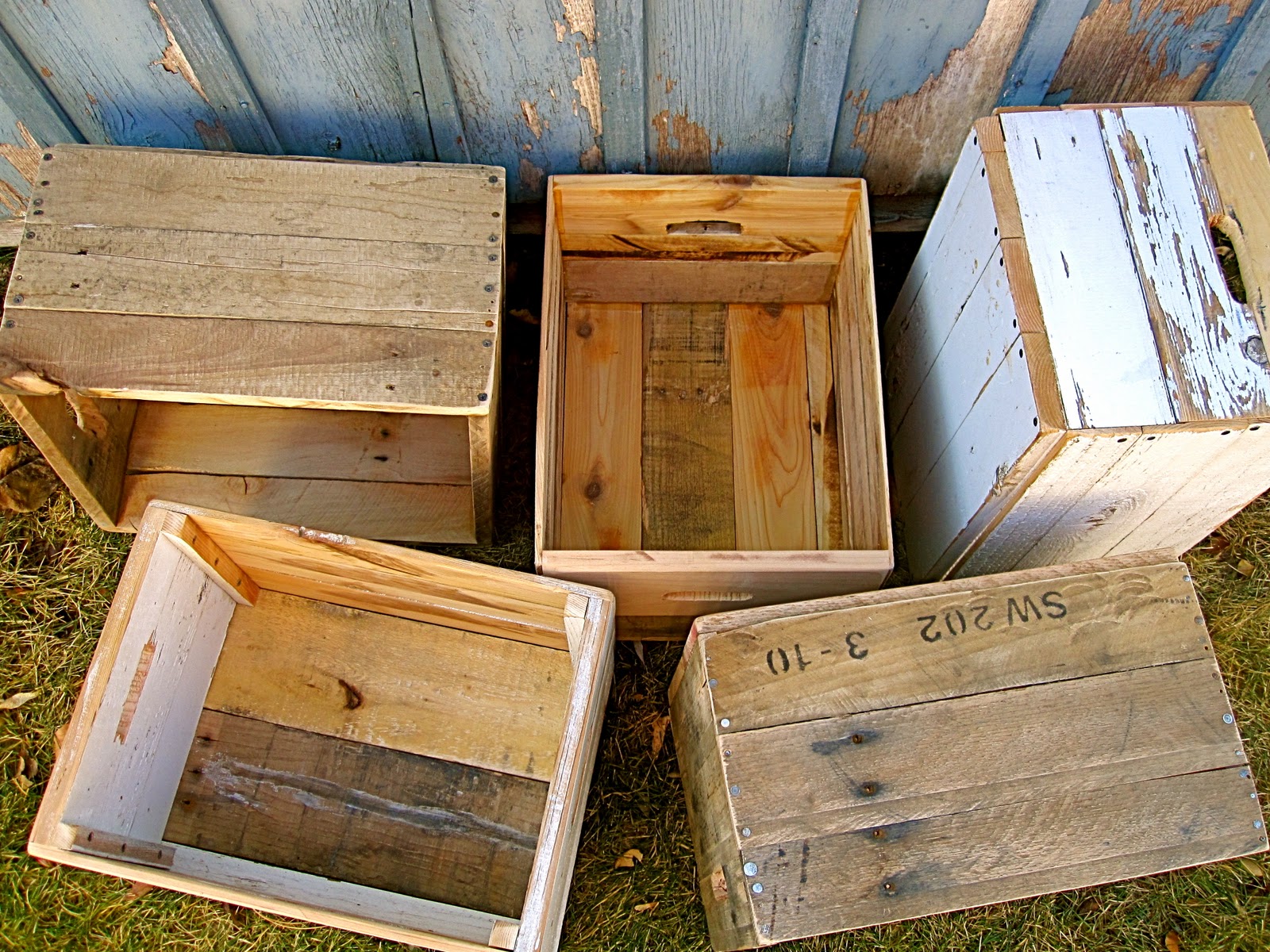 fatto nello utah Old style wooden milk crates