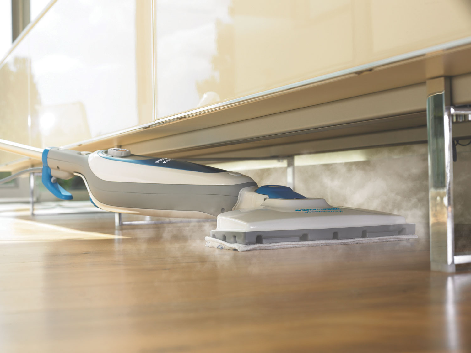 Sammi's Blog of Life Black and Decker Steam Mop Review