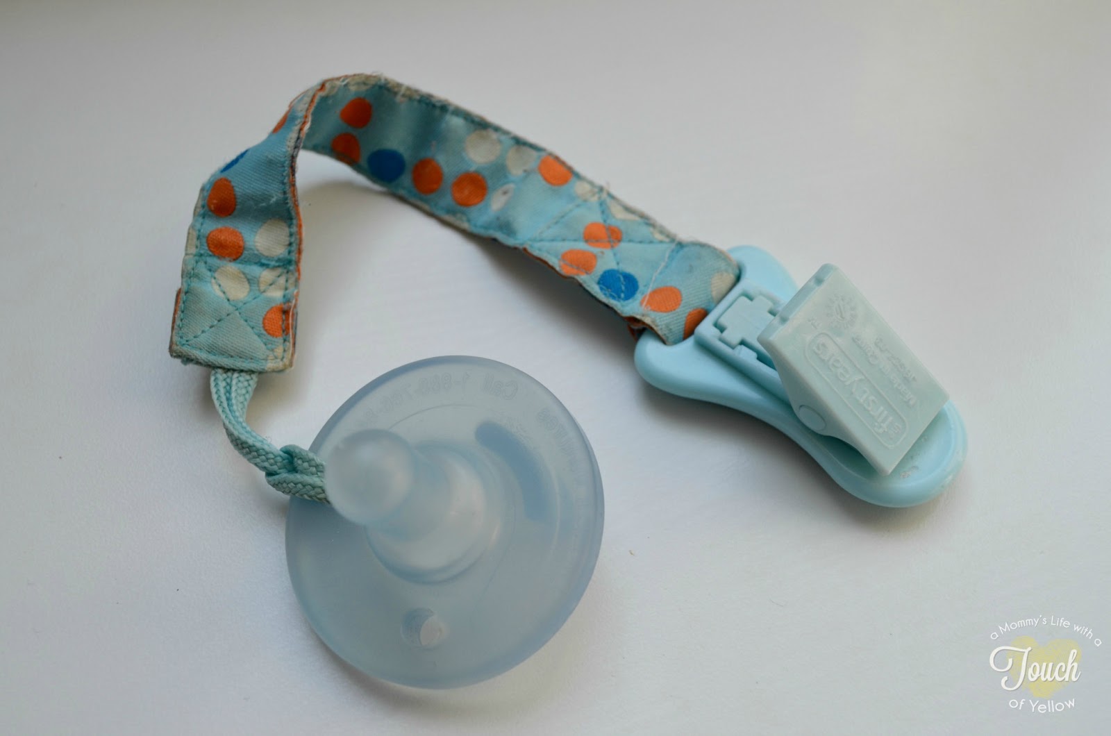 A mommy's life...with a touch of YELLOW How To take away the Binky