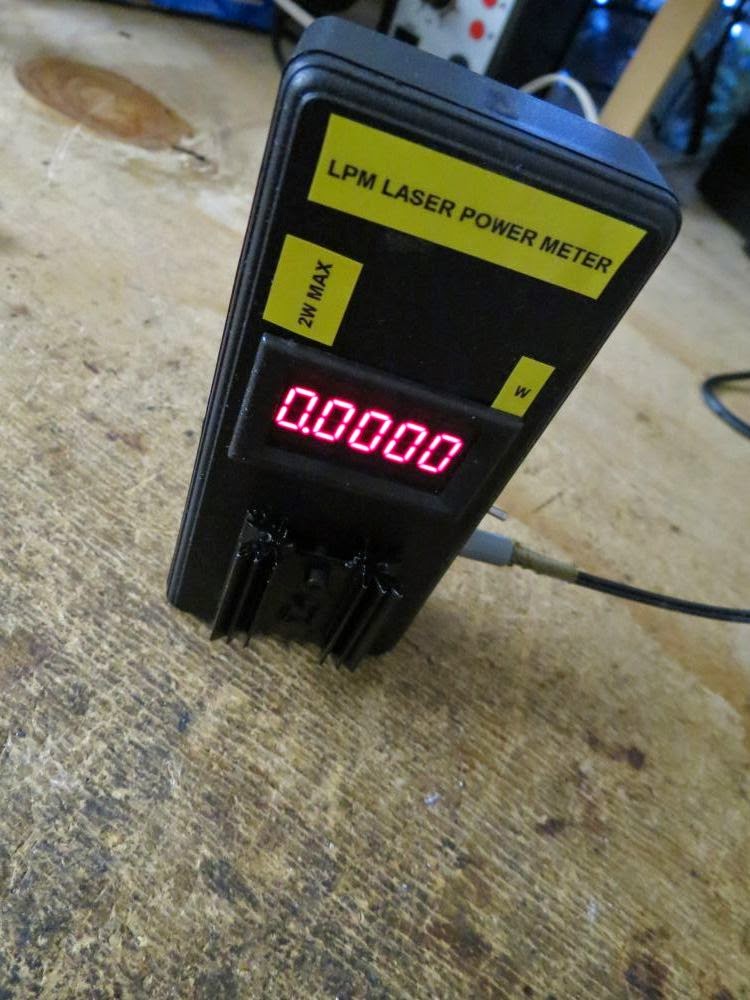 Davide Gironi A cheap and simple Laser Power Meter LPM for small power