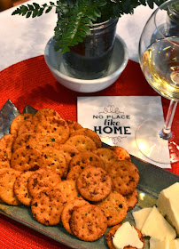 A Southern Soul | Spicy Baked Herb Crackers