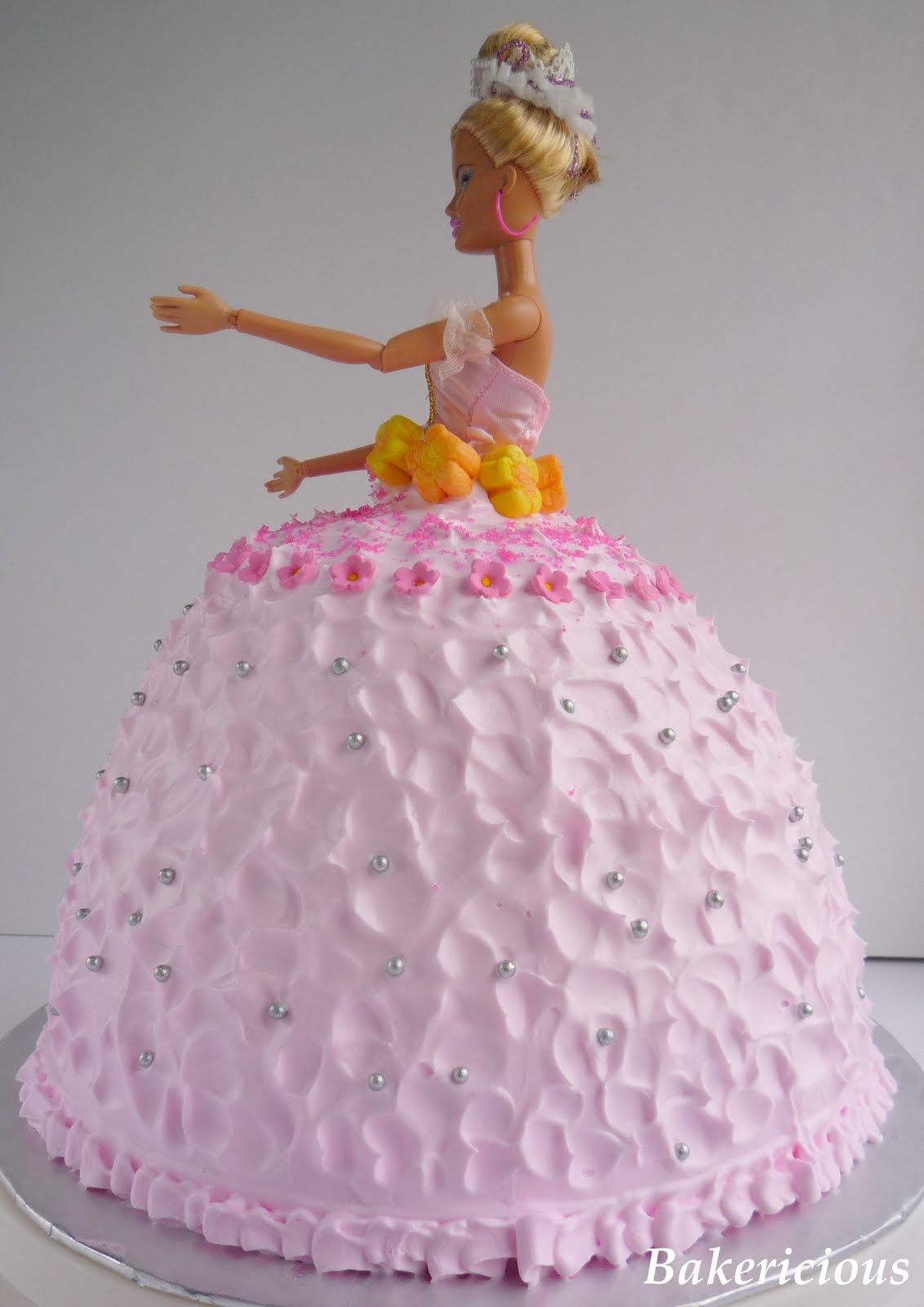 Birthday Cake: Pink Barbie Birthday Cakes