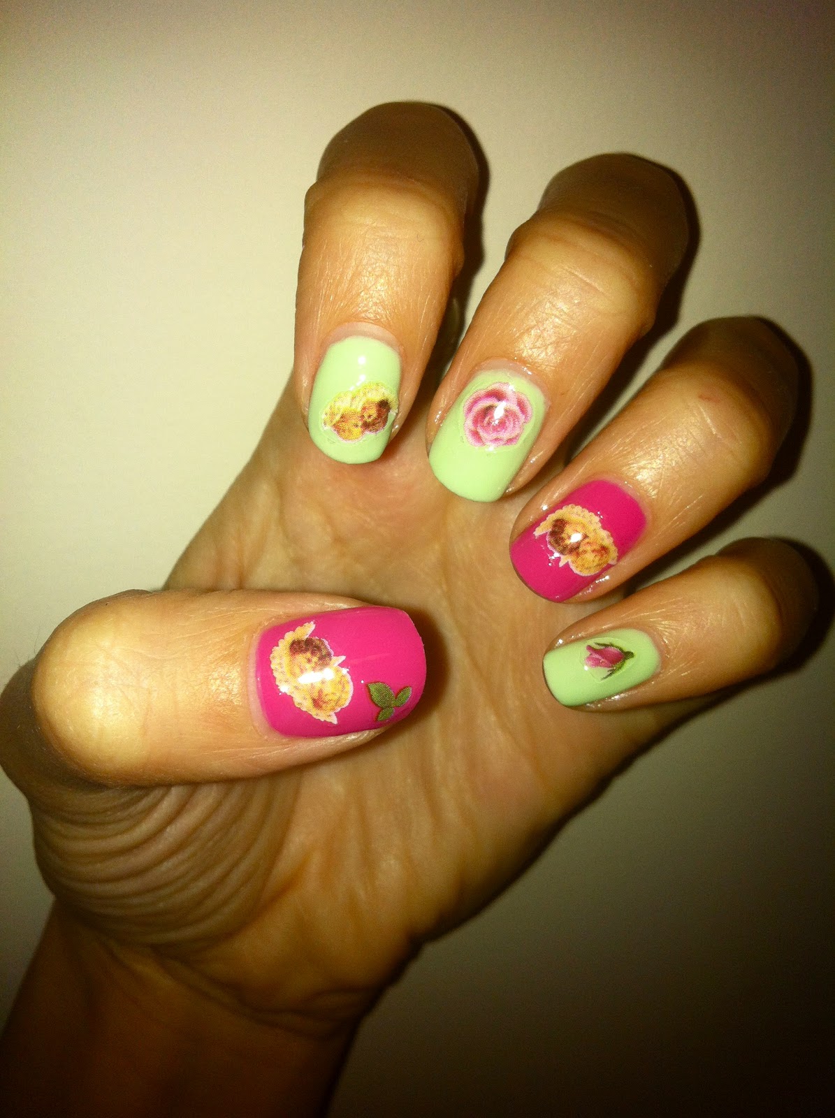 Summer Nails Vintage