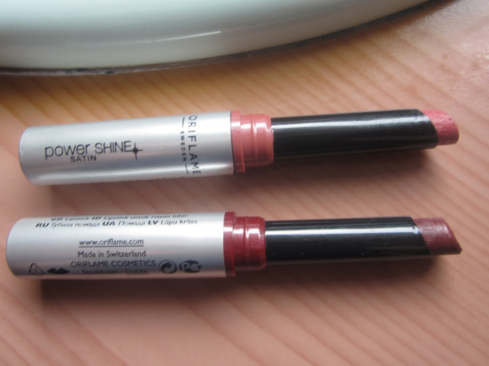 Forevermissvanity A UK Lifestyle Blogger Oriflame Power Shine Satin