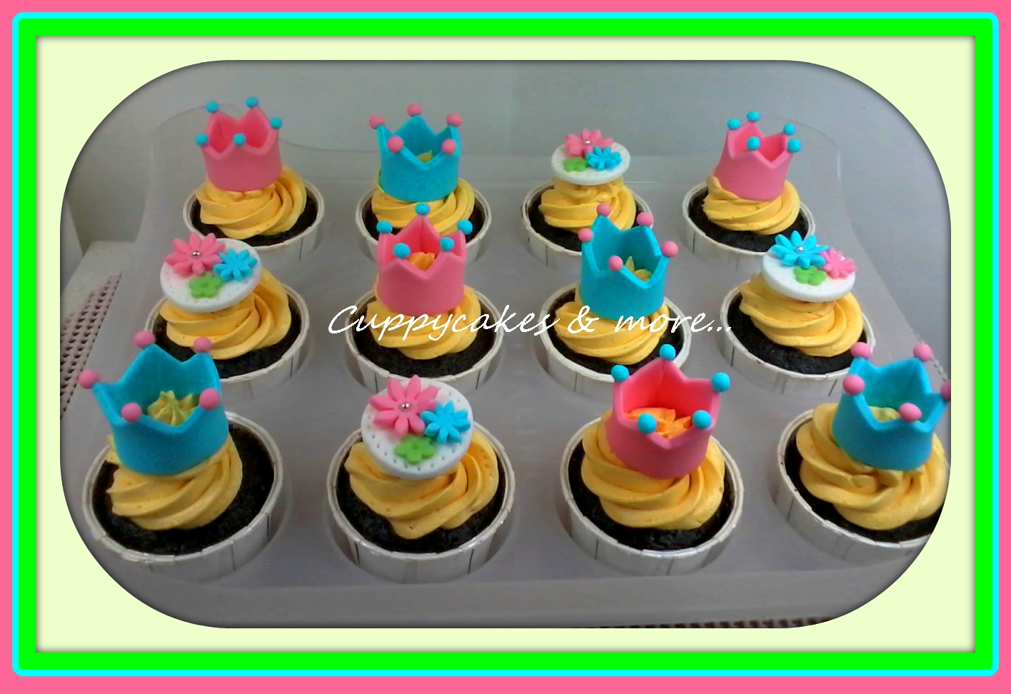 Cuppycakes & more... How to Make Crown Cupcake Toppers