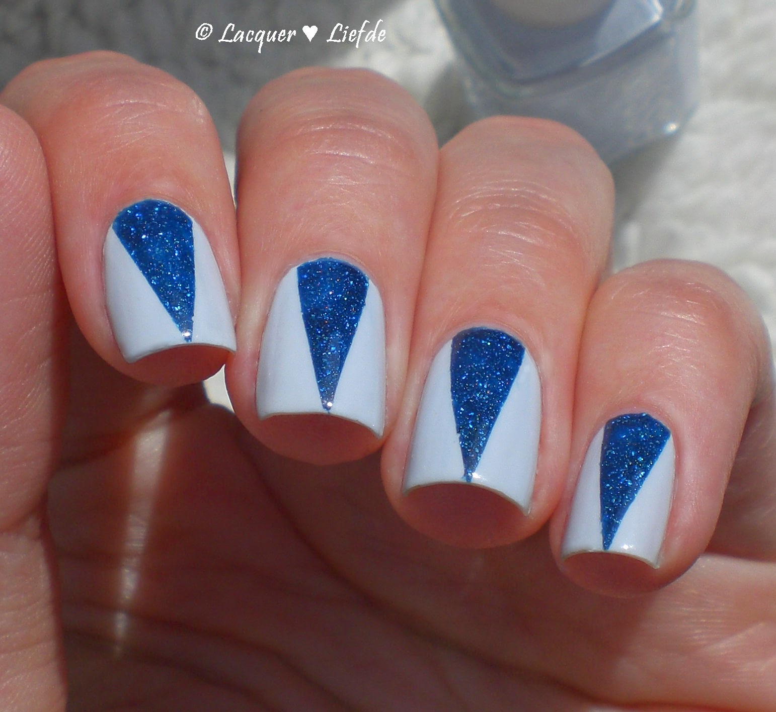 Find me an Oasis Essie mit Cosmos Picture Polish Find me an Oasis Essie mit Cosmos Picture Polish