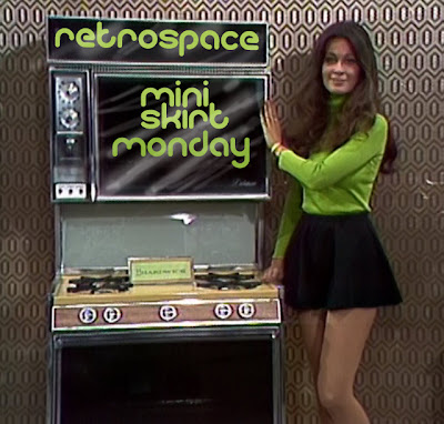 Jolies actrices de série B Miniskirt+monday