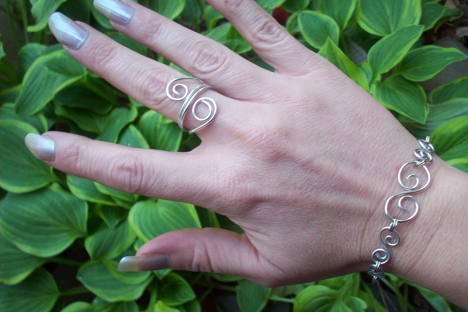 Honkus Grogana Aluminum Jewelry