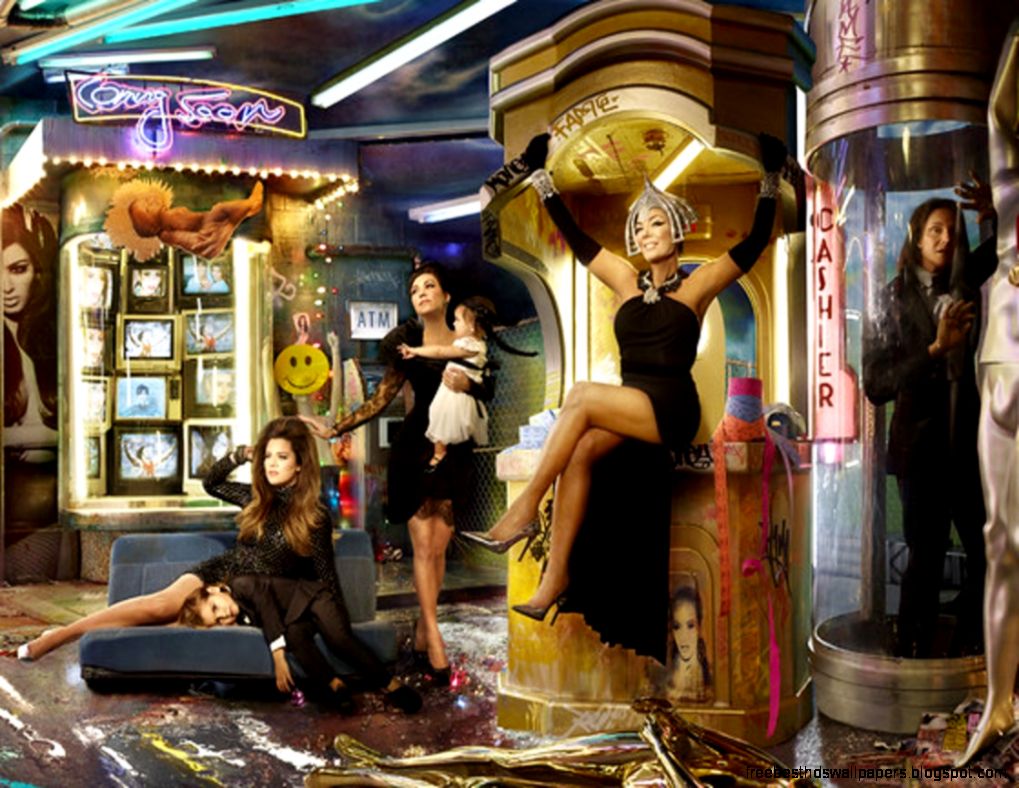 The Kardashian Christmas card was revealed The Kardashian Christmas card was revealed