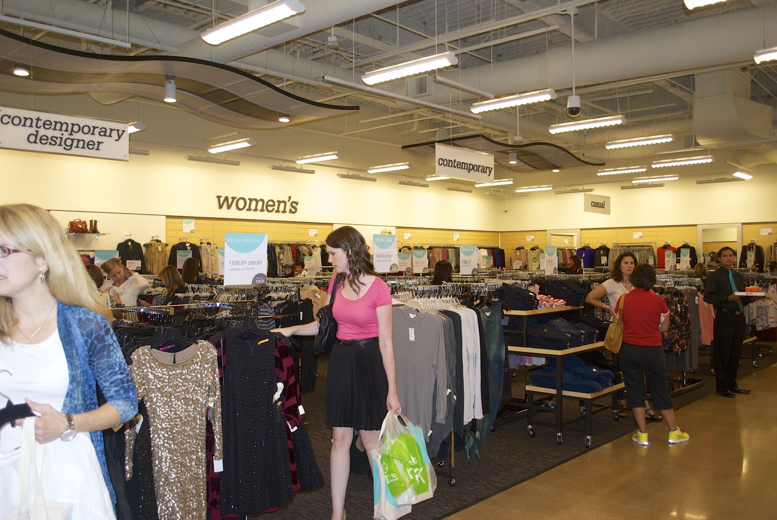 Nordstrom Rack In Tysons Corner Feast And Fashion