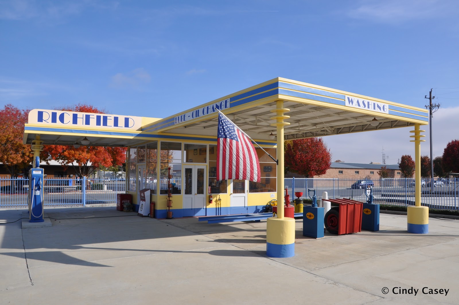 Coalinga Richfield Gas Public Art and Architecture from Around the