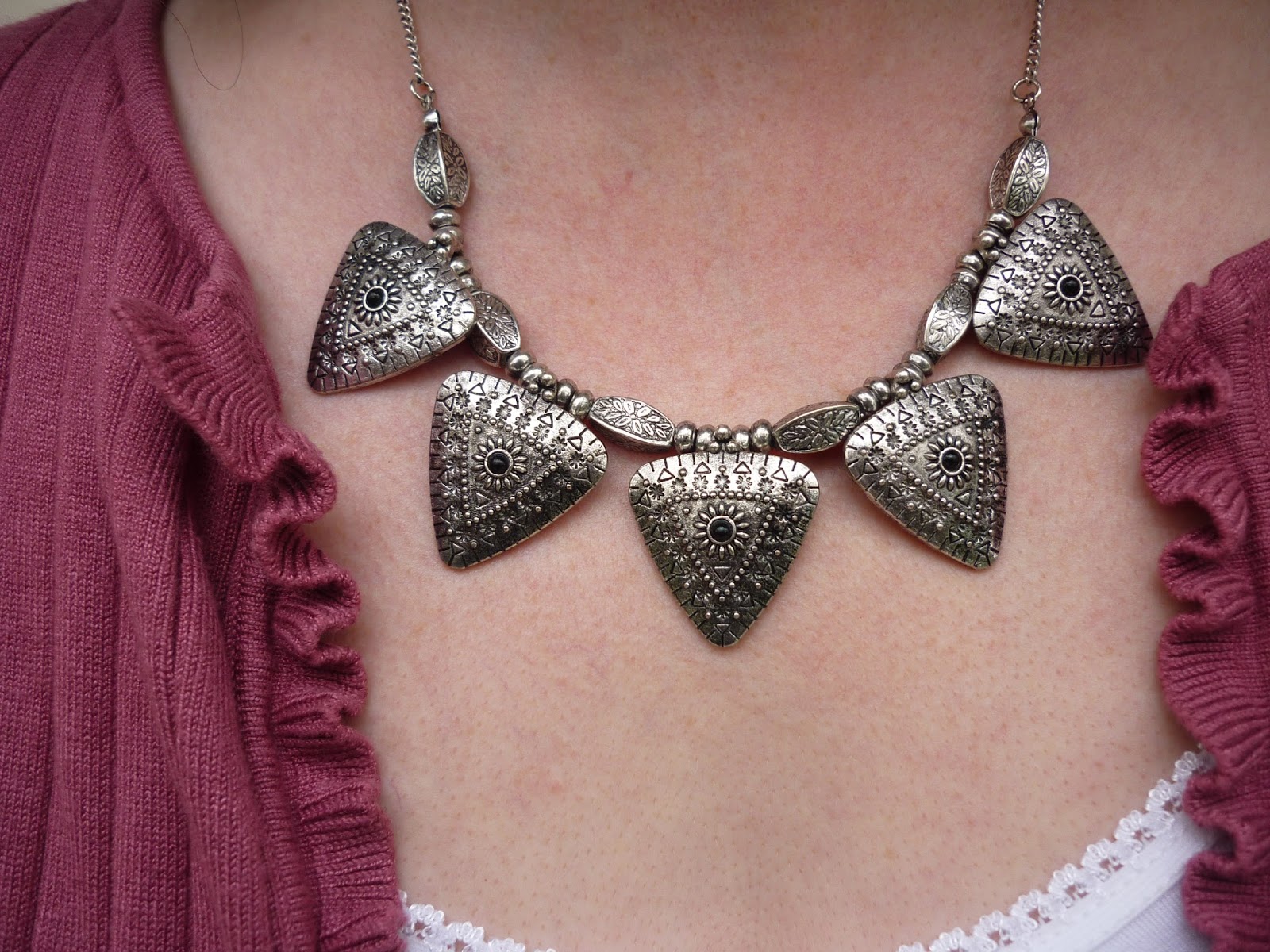 New Look Silver Triangle Necklace | Petite Silver Vixen