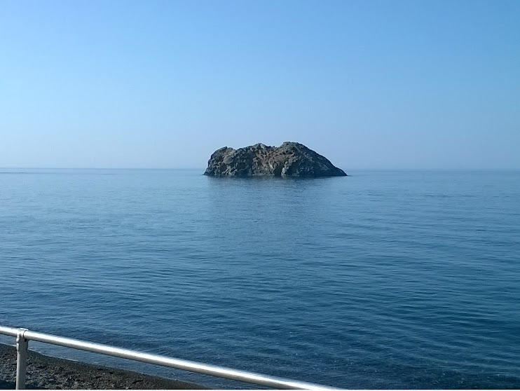 Eresos Island