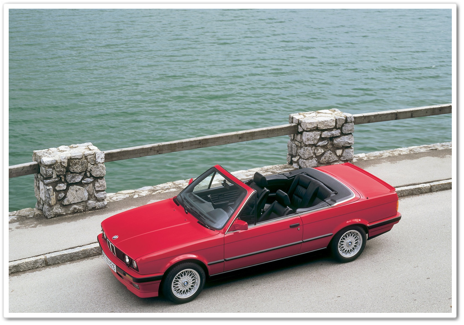 Galerry Wallpaper: BMW 325i Cabrio (1985) @ Automotive World