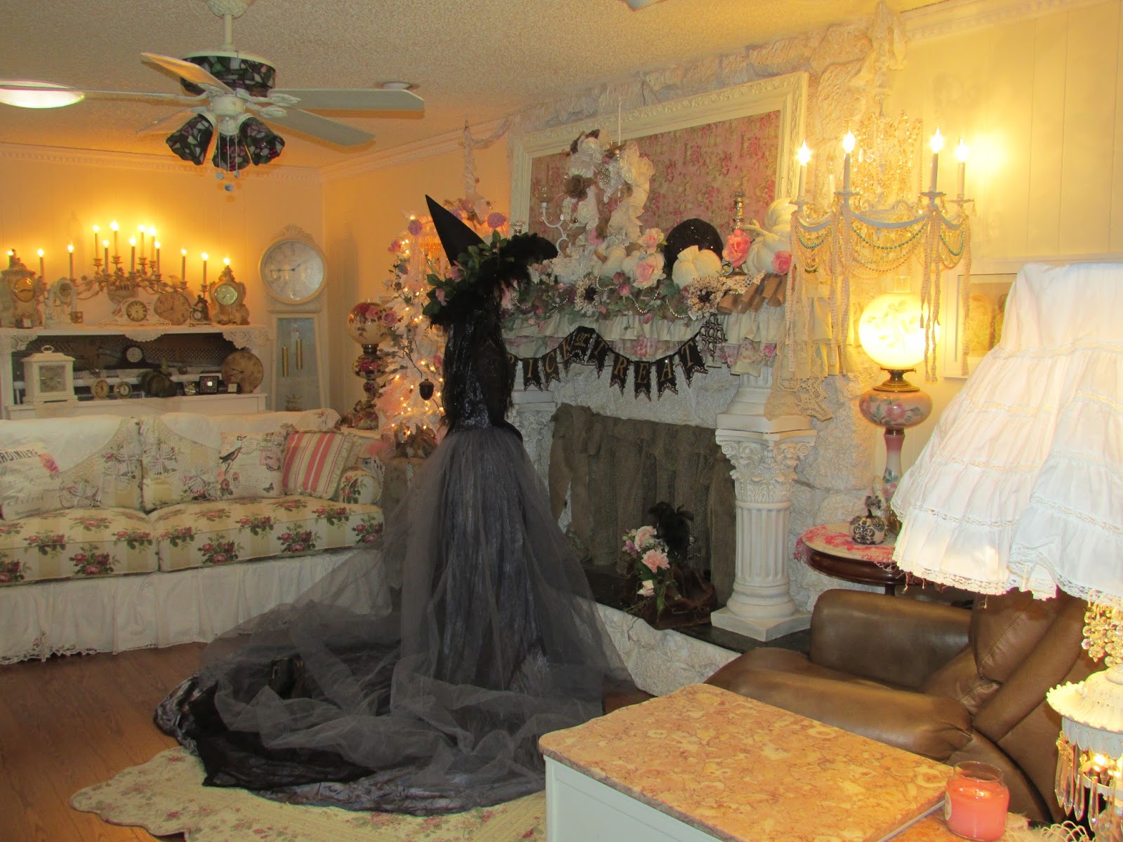 Penny's Vintage Home: How to Make a Halloween Witch