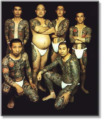 Japanese Yakuza Tattoos Gank in Japan Posted by designs and pictures at 