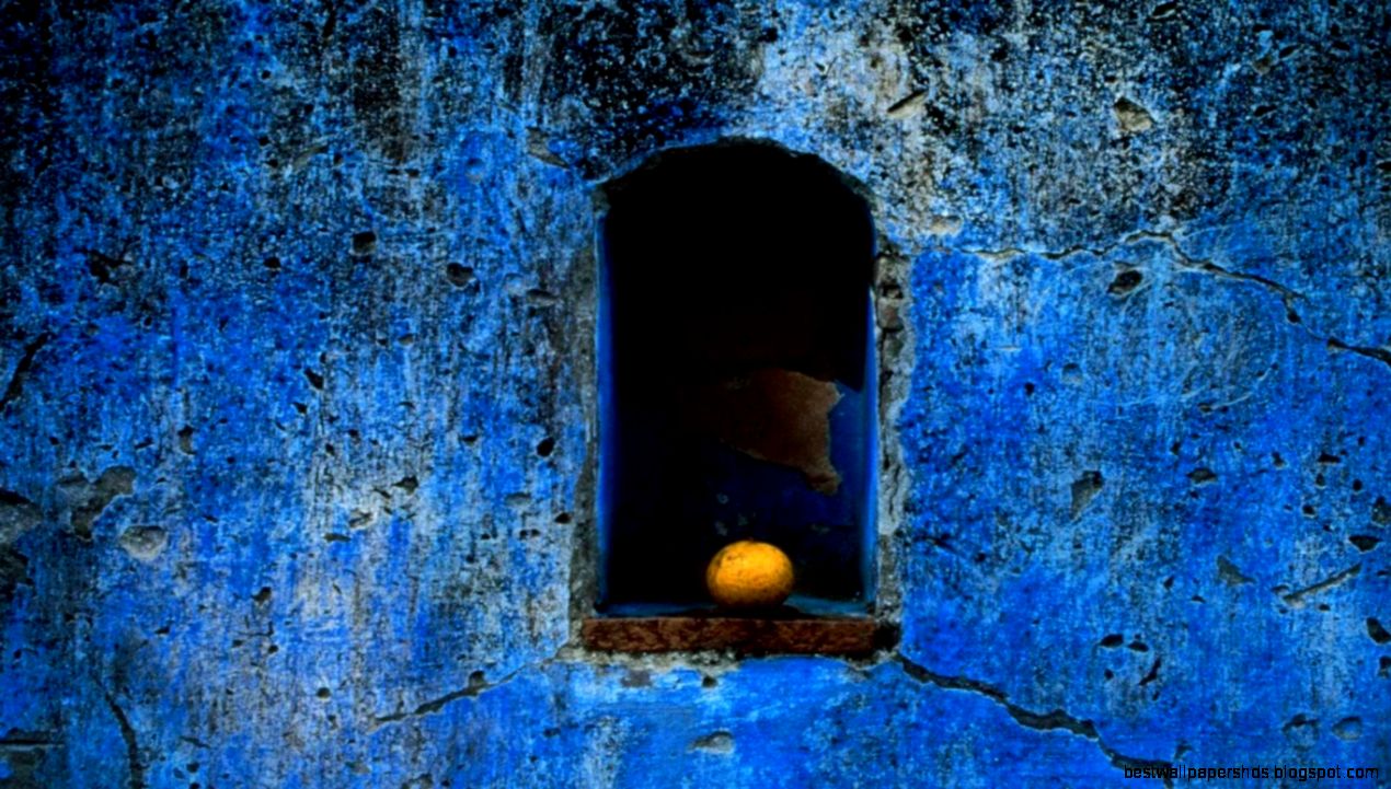 1366x768 Orange on Blue Wall desktop PC and Mac wallpaper 1366x768 Orange on Blue Wall desktop PC and Mac wallpaper