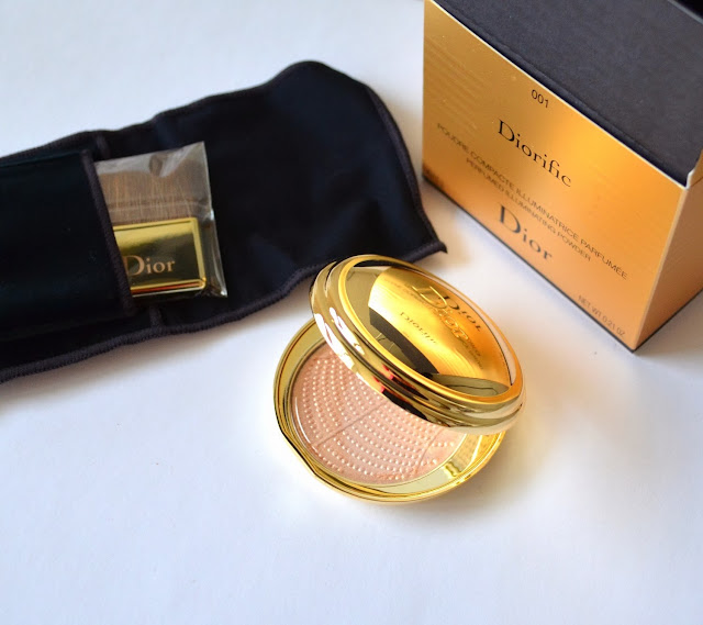 Diorific Perfumed Illuminating Powder #001 Rose D'Or from Dior Golden Winter Holiday 2013 Collection