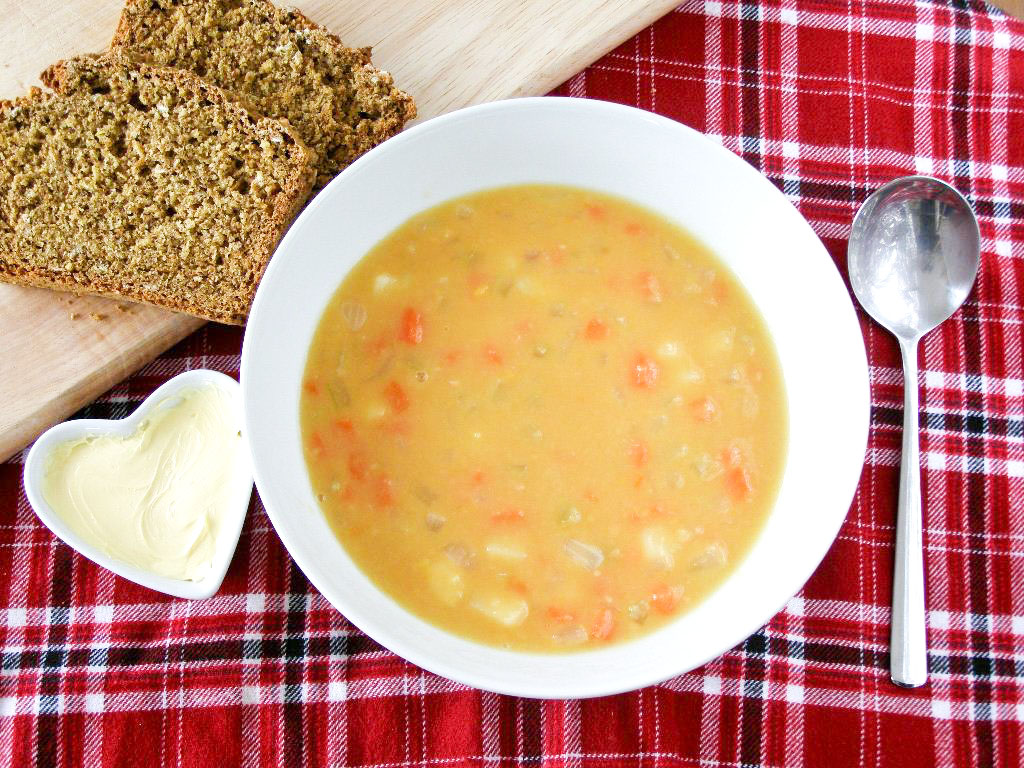 maple•spice Newfoundland Pea Soup with Doughboys