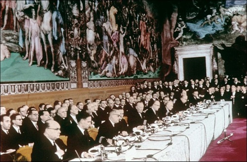 EU founding fathers signed 'blank' Treaty of Rome (1957)