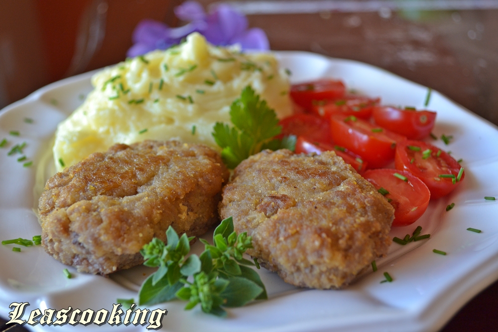 Lea's Cooking Russian Kotleti Recipe "Beef Patties"