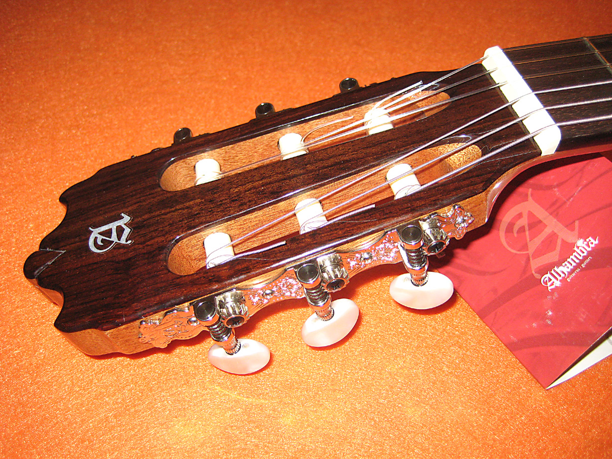Tasca Classical Guitars FOR SALE Alhambra 3C 665.00