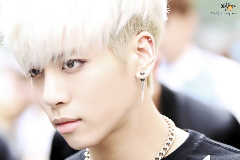 K-POP: BIODATA FAKTA KEBIASAAN member SHINee